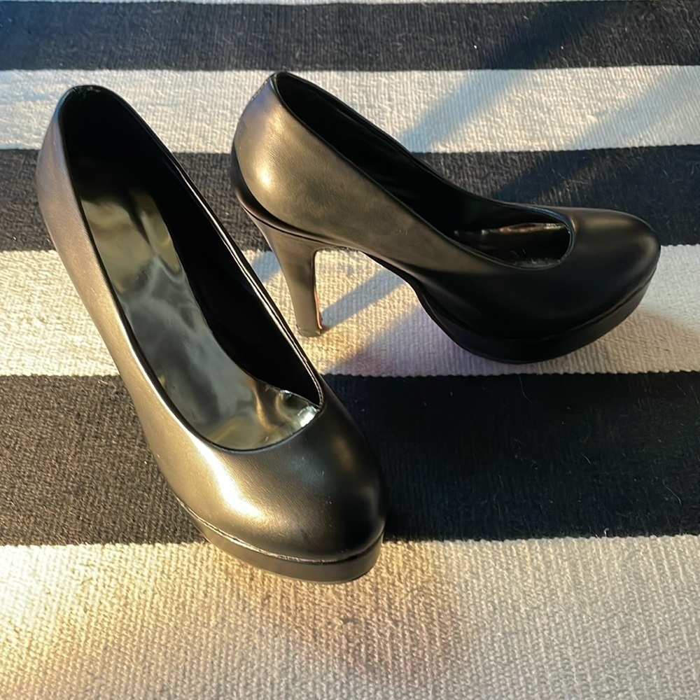 Black Platform Stilettos Size 7​​​​